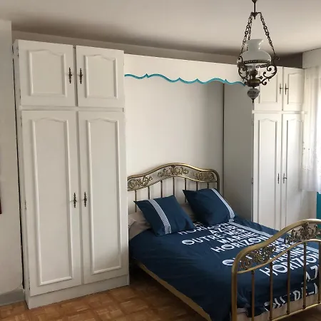 Apartamento à *
